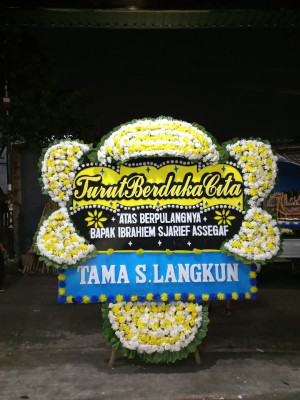 Papan Bunga Duka di 3 Ilir